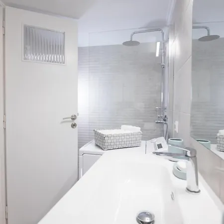 Cozy Riviera Apartment Athens